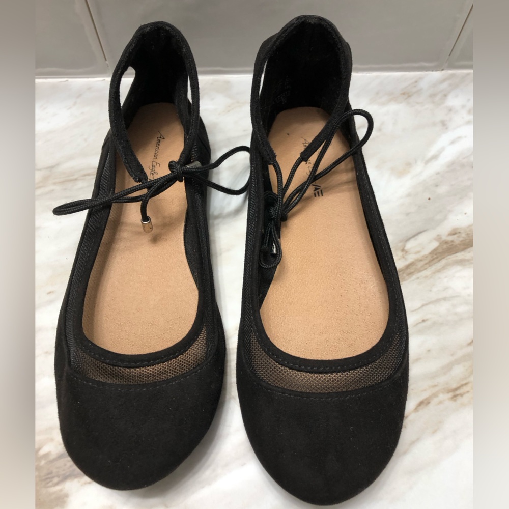 Girls American Eagle flats size‎ 1